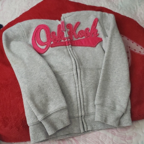 Sweaters - Picture 3 of 4